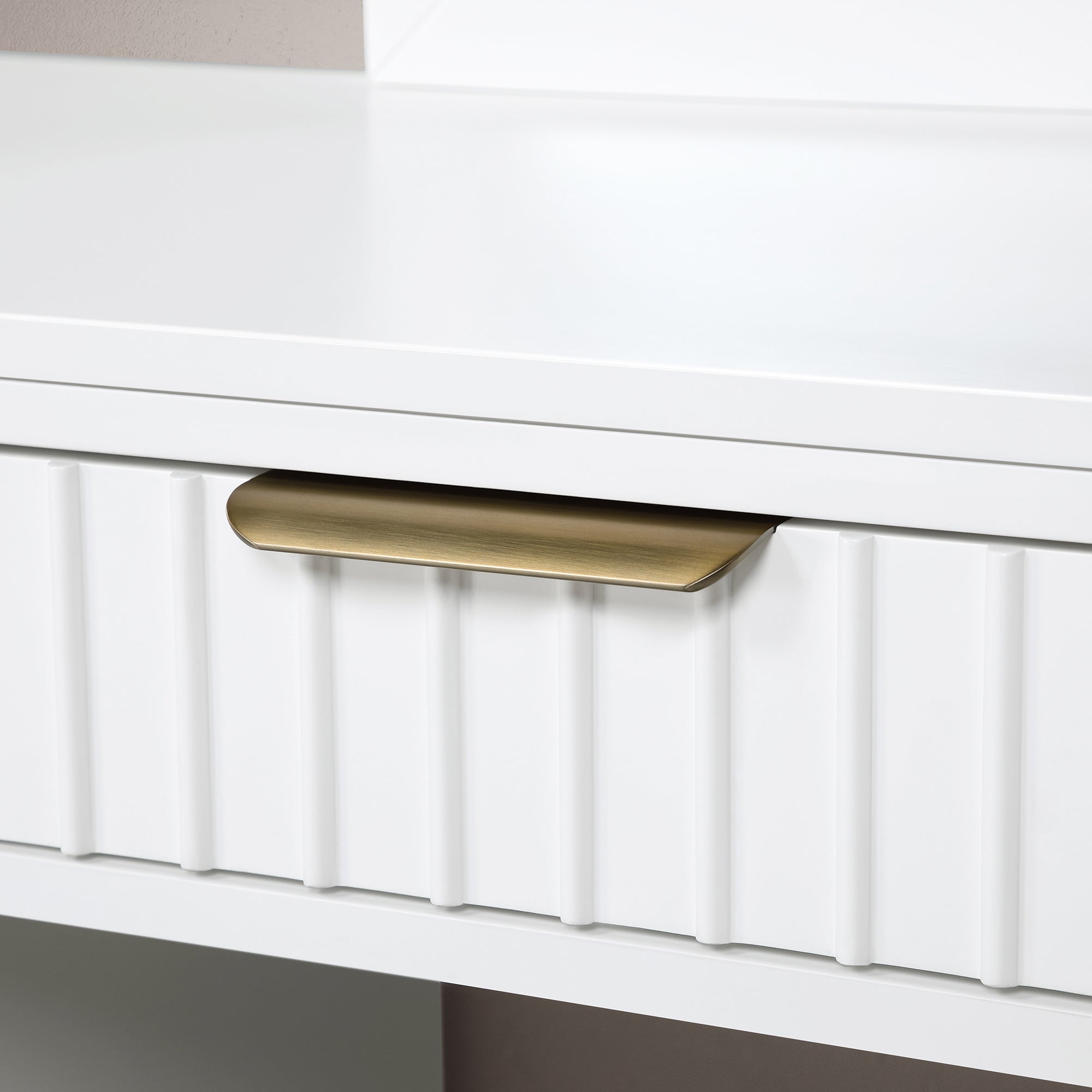 Cathy Make-Up Vanity Kit 51"