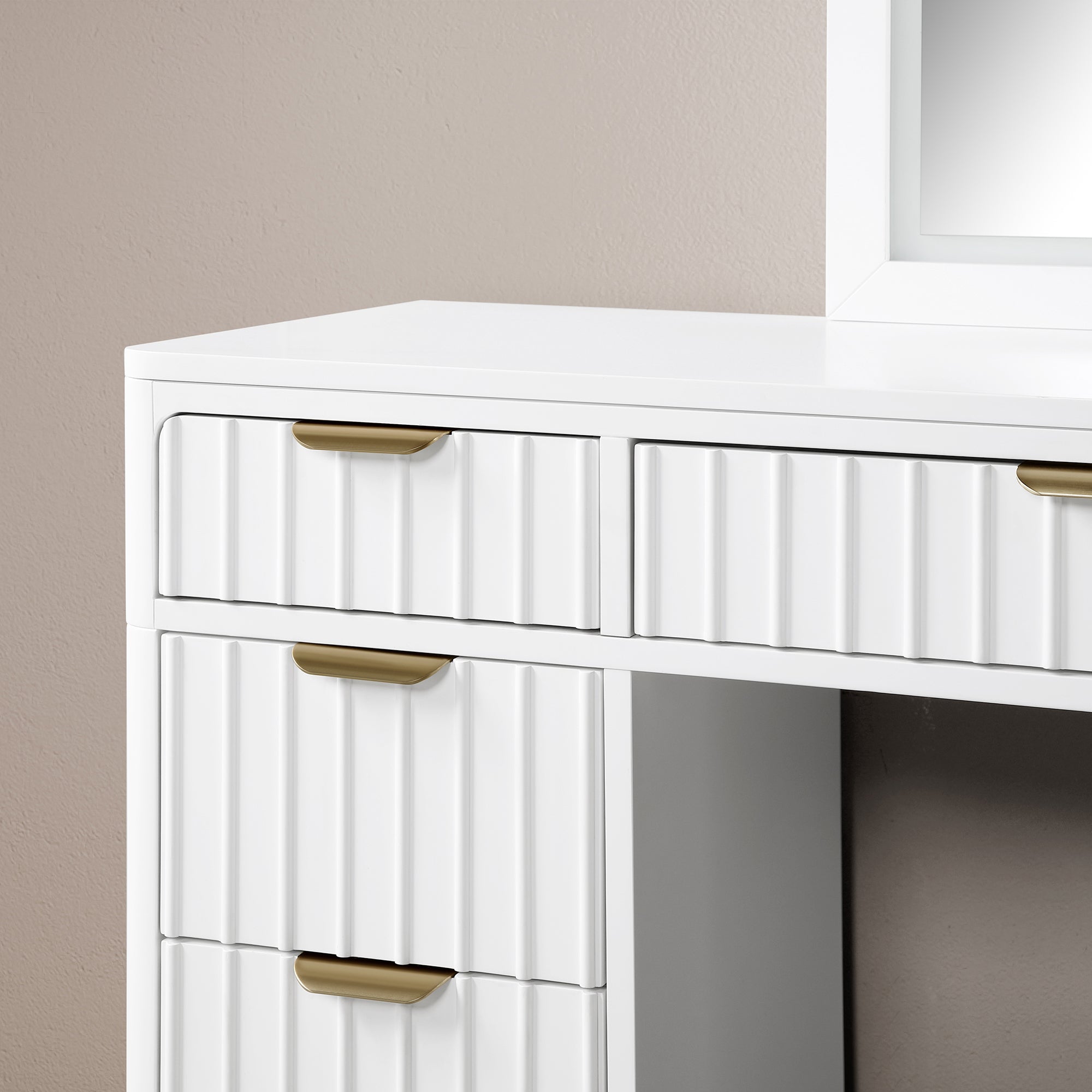 Cathy Make-Up Vanity Kit 51"