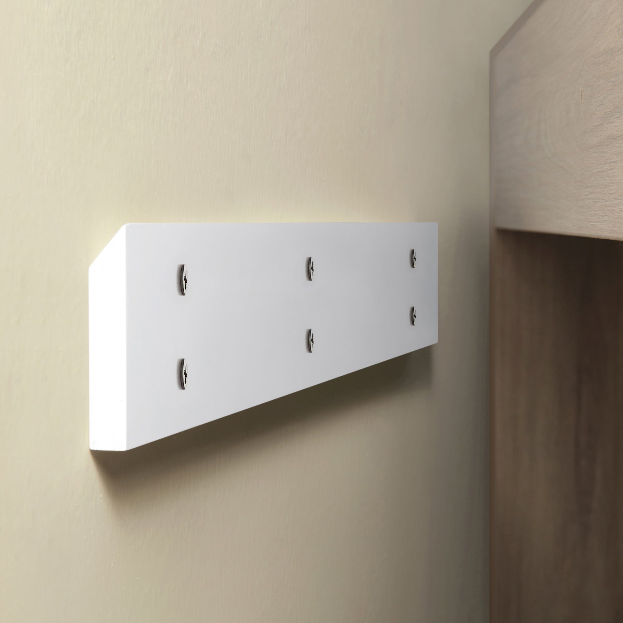 Archie Vanity 24"