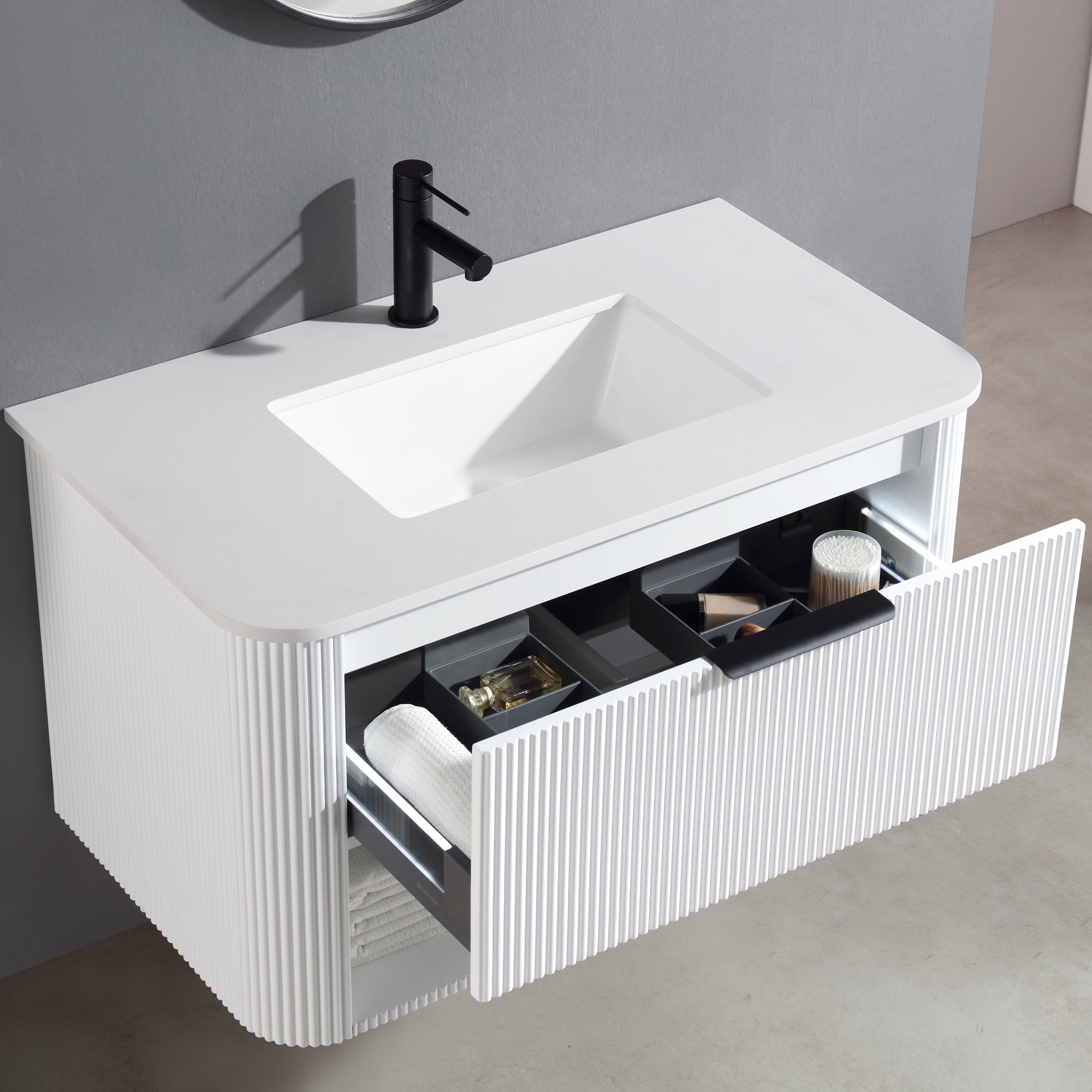 Meuble-lavabo suspendu simple Bella de 36 po blanc pur