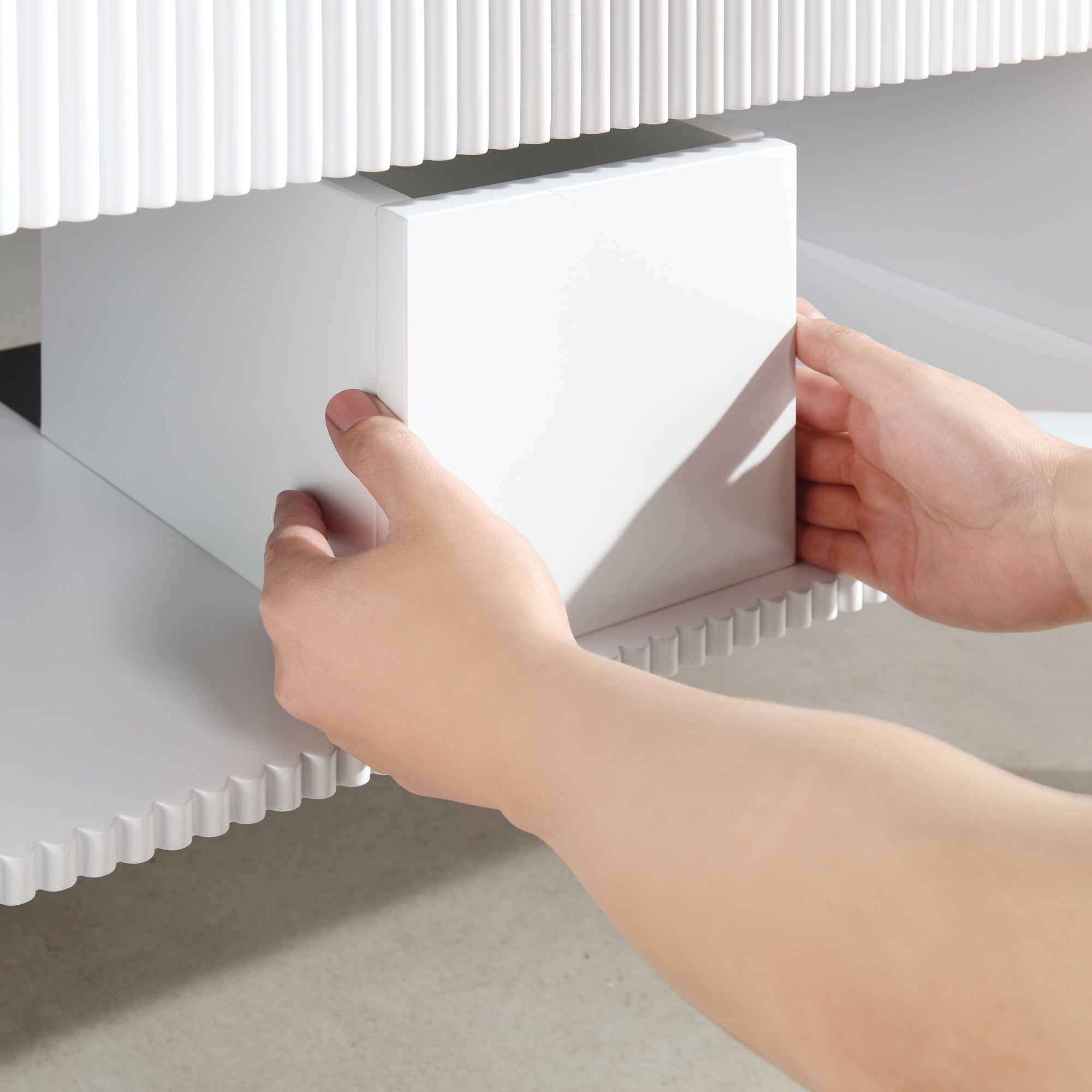 Meuble-lavabo suspendu simple Bella de 36 po blanc pur